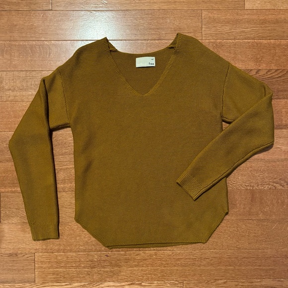 Wilfred Free 100% Merino Wool Wolter Sweater in Chartreuse - Picture 4 of 8